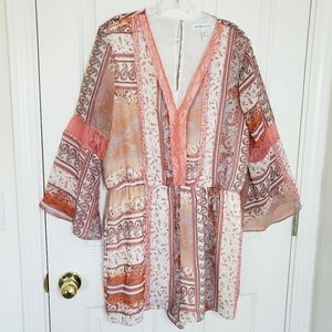 🐞 BCBGeneration Boho Romper v-neck Size L